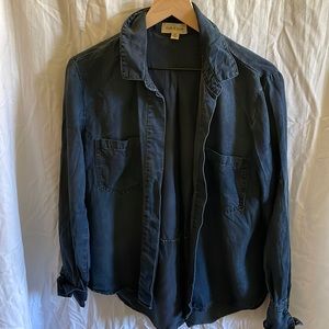 Cloth and Stone Dark Wash Split-back Chambray Button-down Shirt